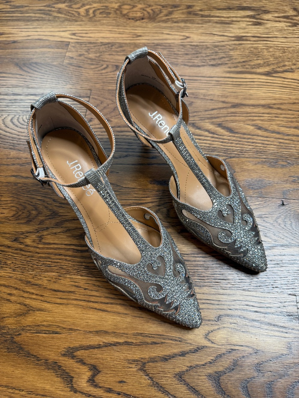 J.Renee Women’s Lisha Pewter Glitter& Mesh Rhinestone T-Strap Pointed Heels 7M